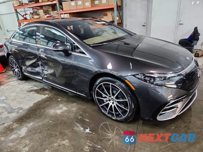 Czwarte zdjęcie samochodu z boku: 2023 MERCEDES-BENZ EQS SEDAN 580 4MATIC VIN:W1KCG4EB1PA023579 - miniatura