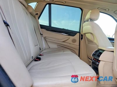 Zdjęcie 11 z 12 samochodu: 2015 BMW X5 XDRIVE35I VIN:5UXKR0C55F0P12470 - miniatura
