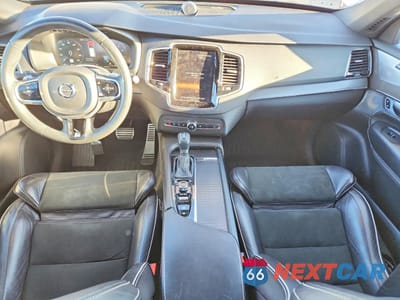 Zdjęcie 8 z 14 samochodu: 2017 VOLVO XC90 T6 VIN:YV4A22PM9H1125889 - miniatura