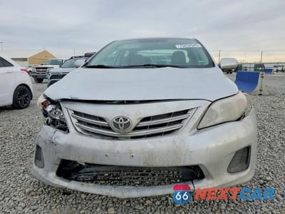 Piąte zdjęcie samochodu w środku: 2013 TOYOTA COROLLA BASE VIN:5YFBU4EEXDP195545 - miniatura