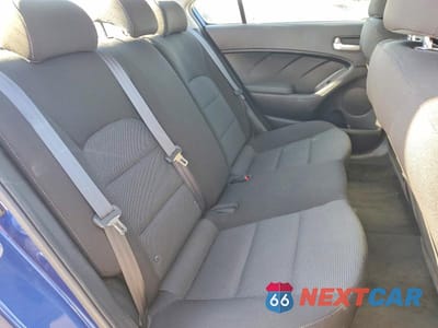 Zdjęcie 10 z 13 samochodu: 2017 KIA FORTE LX VIN:3KPFK4A75HE114280 - miniatura