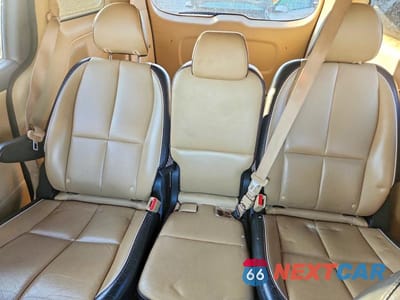 Zdjęcie 10 z 13 samochodu: 2017 KIA SEDONA LX VIN:KNDMB5C17H6292526 - miniatura