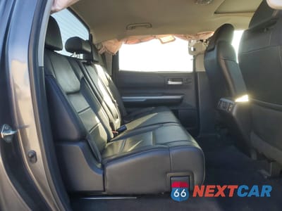 Zdjęcie 10 z 13 samochodu: 2020 TOYOTA TUNDRA CREWMAX LIMITED VIN:5TFHY5F13LX905742 - miniatura