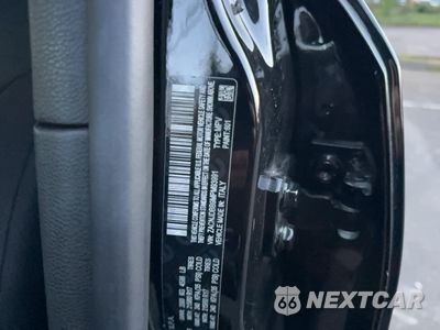 Zdjęcie 10 z 10 samochodu: 2021 JEEP RENEGADE LATITUDE VIN:ZACNJDBB9MPM93991 - miniatura