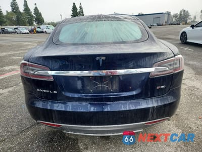 Zdjęcie 6 z 13 samochodu: 2013 TESLA MODEL S VIN:5YJSA1CP1DFP09872 - miniatura