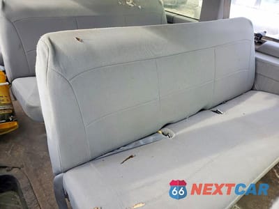 Zdjęcie 11 z 12 samochodu: 1997 FORD ECONOLINE E350 SUPER DUTY VIN:1FBJS31L6VHA81818 - miniatura