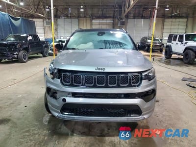 Piąte zdjęcie samochodu w środku: 2023 JEEP COMPASS LIMITED VIN:3C4NJDCN9PT527291 - miniatura