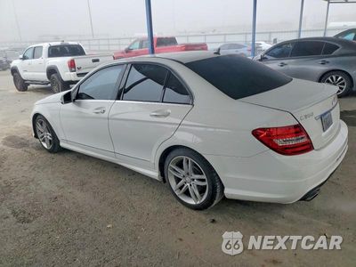 Drugie zdjęcie samochodu z przodu: 2013 MERCEDES-BENZ C 250 VIN:WDDGF4HB1DR248551 - miniatura