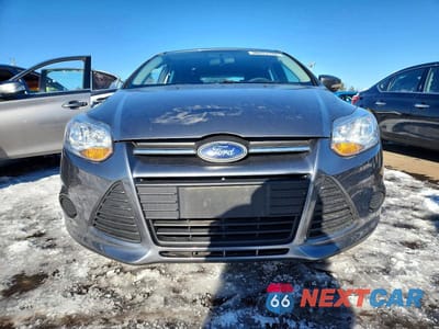 Piąte zdjęcie samochodu w środku: 2014 FORD FOCUS SE VIN:1FADP3K20EL358966 - miniatura