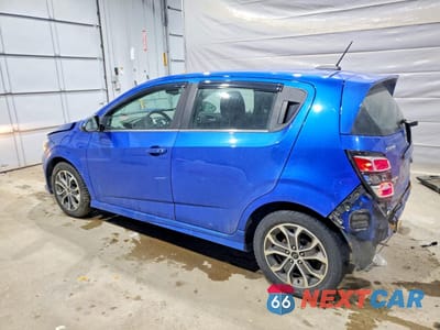Drugie zdjęcie samochodu z przodu: 2019 CHEVROLET SONIC LT VIN:1G1JD6SB7K4139850 - miniatura