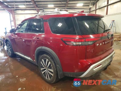 Drugie zdjęcie samochodu z przodu: 2022 NISSAN PATHFINDER PLATINUM VIN:5N1DR3DK3NC201557 - miniatura