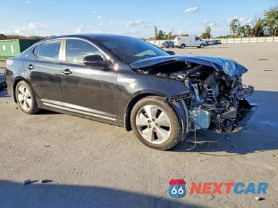 Czwarte zdjęcie samochodu z boku: 2016 KIA OPTIMA HYBRID VIN:KNAGN4AD9G5091952 - miniatura