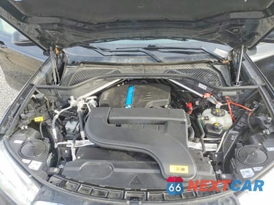 Zdjęcie 12 z 12 samochodu: 2018 BMW X5 XDR40E VIN:5UXKT0C58J0V99401 - miniatura