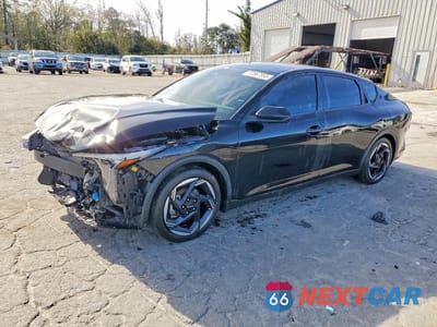 2025 KIA K4 EX 3KPFU4DE4SE138193 - główne zdjęcie licytacji z USA - miniatura