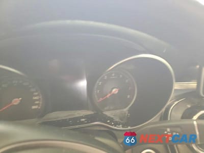 Zdjęcie 9 z 12 samochodu: 2019 MERCEDES-BENZ GLC 300 VIN:WDC0G4JBXK1001134 - miniatura