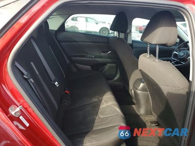 Zdjęcie 10 z 12 samochodu: 2021 HYUNDAI ELANTRA SEL VIN:KMHLM4AG7MU093209 - miniatura