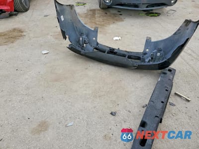 Zdjęcie 12 z 14 samochodu: 2004 FORD MUSTANG GT VIN:1FAFP45X54F116483 - miniatura