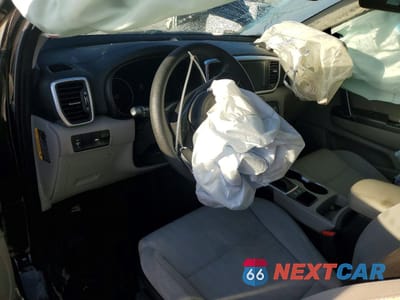 Zdjęcie 8 z 13 samochodu: 2021 KIA SPORTAGE LX VIN:KNDPM3AC1M7915255 - miniatura