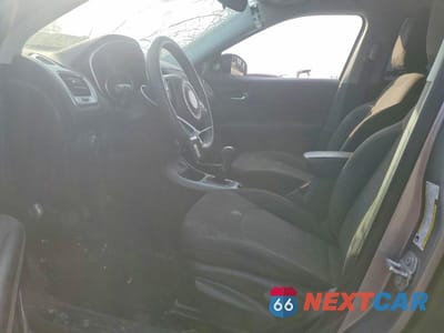 Zdjęcie 7 z 11 samochodu: 2020 JEEP COMPASS SPORT VIN:3C4NJCAB2LT150851 - miniatura