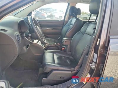 Zdjęcie 7 z 12 samochodu: 2016 JEEP COMPASS LATITUDE VIN:1C4NJDEB8GD793409 - miniatura