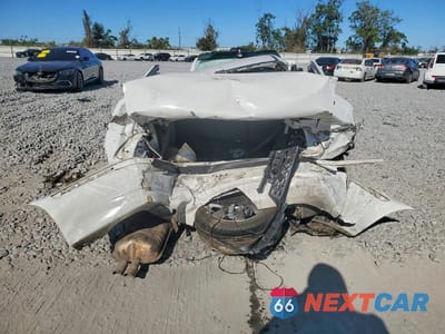 Zdjęcie 6 z 11 samochodu: 2004 BMW 325 I VIN:WBAEV33494KR29165 - miniatura