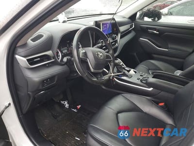 Zdjęcie 8 z 12 samochodu: 2024 TOYOTA HIGHLANDER LE VIN:5TDKDRAH1RS541087 - miniatura