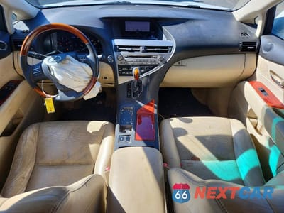 Zdjęcie 8 z 12 samochodu: 2010 LEXUS RX 350 VIN:JTJZK1BA3A2405141 - miniatura