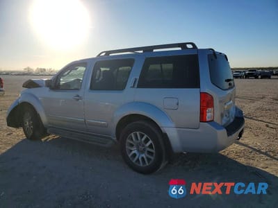 Drugie zdjęcie samochodu z przodu: 2011 NISSAN PATHFINDER S VIN:5N1AR1NN5BC621137 - miniatura
