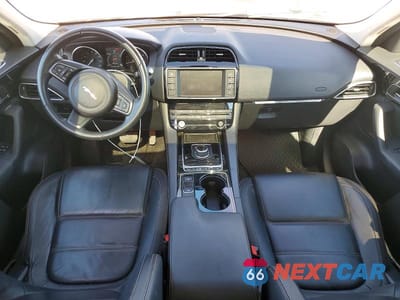 Zdjęcie 8 z 13 samochodu: 2017 JAGUAR F-PACE PRESTIGE VIN:SADCK2BN4HA089514 - miniatura