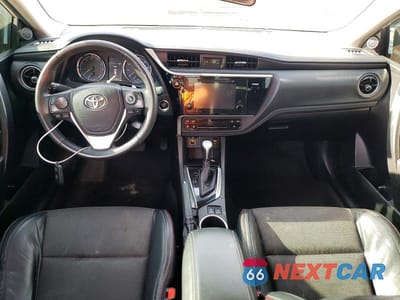 Zdjęcie 8 z 12 samochodu: 2017 TOYOTA COROLLA 50TH ANNIVERSARY SPECIAL EDITI VIN:5YFBURHE4HP616223 - miniatura
