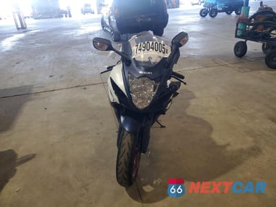 Drugie zdjęcie samochodu z przodu: 2024 SUZUKI GSX-R600 VIN:JS1GN7FA9R7100055 - miniatura