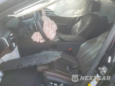 Zdjęcie 7 z 13 samochodu: 2019 BMW M550XI VIN:WBAJB9C52KB465023 - miniatura