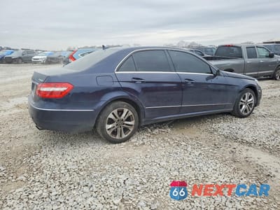 Trzecie zdjęcie samochodu z tyłu: 2011 MERCEDES-BENZ E 350 4MATIC VIN:WDDHF8HBXBA352611 - miniatura