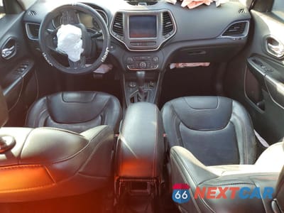 Zdjęcie 8 z 13 samochodu: 2019 JEEP CHEROKEE TRAILHAWK VIN:1C4PJMBX5KD169410 - miniatura