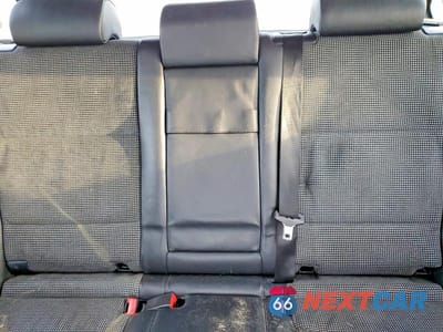 Zdjęcie 10 z 13 samochodu: 2005 BMW X5 4.8IS VIN:5UXFA93505LE83452 - miniatura