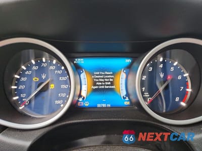 Zdjęcie 9 z 12 samochodu: 2017 MASERATI GHIBLI VIN:ZAM57XSA8H1247056 - miniatura