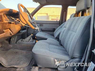 Zdjęcie 7 z 12 samochodu: 1989 TOYOTA PICKUP 1/2 TON EXTRA LONG WHEELBASE SR5 VIN:JT4VN13G9K0012222 - miniatura