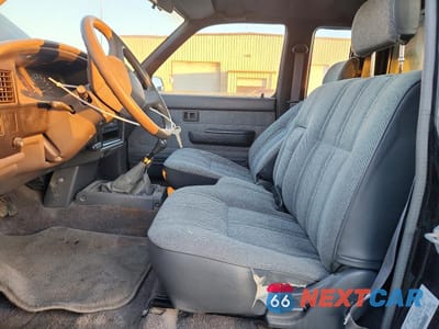 Zdjęcie 7 z 12 samochodu: 1989 TOYOTA PICKUP 1/2 TON EXTRA LONG WHEELBASE SR5 VIN:JT4VN13G9K0012222 - miniatura