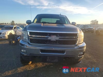 Piąte zdjęcie samochodu w środku: 2013 CHEVROLET SILVERADO K2500 HEAVY DUTY LTZ VIN:1GC1KYCG2DF116499 - miniatura
