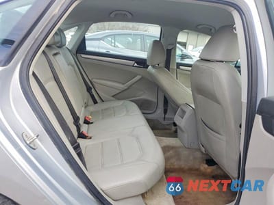 Zdjęcie 10 z 12 samochodu: 2015 VOLKSWAGEN PASSAT S VIN:1VWAT7A33FC087779 - miniatura