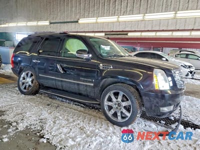 Czwarte zdjęcie samochodu z boku: 2009 CADILLAC ESCALADE LUXURY VIN:1GYFK23209R144180 - miniatura