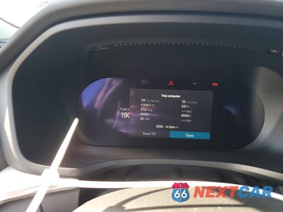 Zdjęcie 9 z 12 samochodu: 2024 VOLVO S60 CORE VIN:7JRL12TK4RG322231 - miniatura