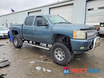 Czwarte zdjęcie samochodu z boku: 2007 CHEVROLET SILVERADO K1500 CREW CAB VIN:2GCEK13M571511075 - miniatura