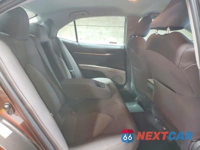 Zdjęcie 10 z 11 samochodu: 2018 TOYOTA CAMRY HYBRID LE VIN:4T1B31HKXJU500247 - miniatura