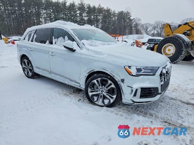 Czwarte zdjęcie samochodu z boku: 2022 AUDI Q7 PREMIUM PLUS VIN:WA1LXBF76ND014598 - miniatura