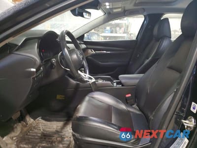 Zdjęcie 7 z 12 samochodu: 2021 MAZDA 3 PREMIUM VIN:JM1BPBDY6M1333545 - miniatura