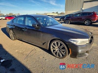 Czwarte zdjęcie samochodu z boku: 2019 BMW 540 I VIN:WBAJE5C55KWW40776 - miniatura