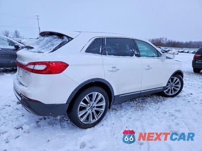 Trzecie zdjęcie samochodu z tyłu: 2018 LINCOLN MKX RESERVE VIN:2LMPJ8LP3JBL46787 - miniatura