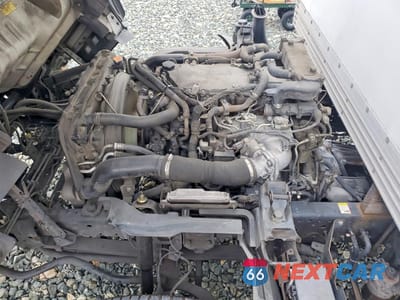 Zdjęcie 12 z 13 samochodu: 2012 ISUZU NPR HD BOX TRUCK VIN:JALC4W160C7002056 - miniatura