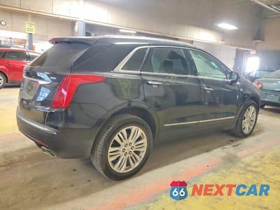 Trzecie zdjęcie samochodu z tyłu: 2018 CADILLAC XT5 PREMIUM LUXURY VIN:1GYKNFRS2JZ118740 - miniatura